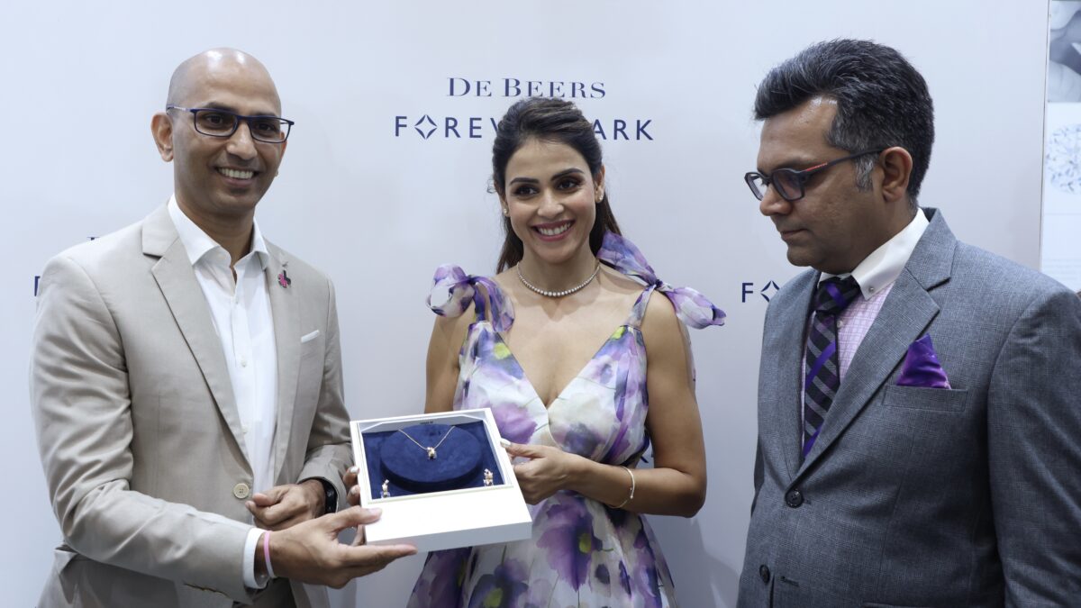 Genelia Deshmukh launches bold new pieces from the De Beers Forevermark Avaanti Collection