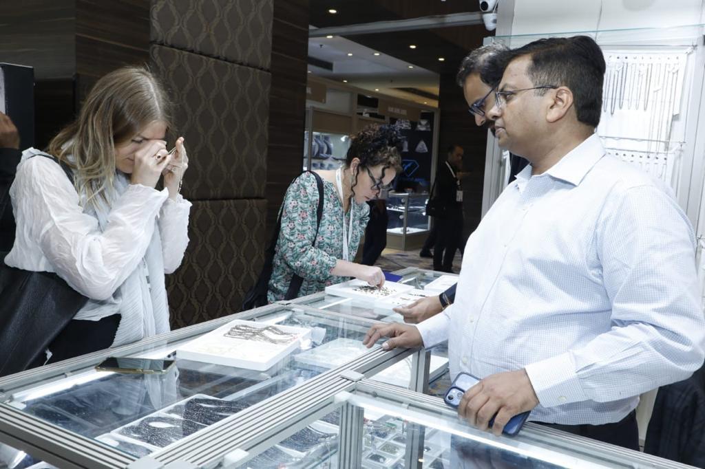 THE SECOND EDITION OF INTERNATIONAL GEM AND JEWELLERY SHOW(IGJS) BUYER ...