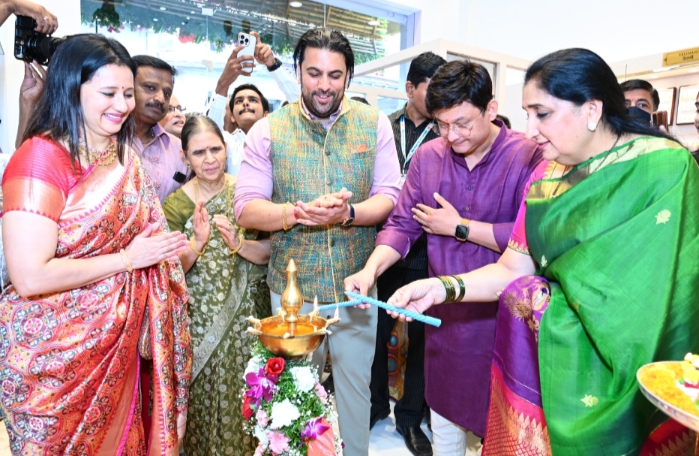 PNG Jewellers launches Baramati store in Mahavir Peth